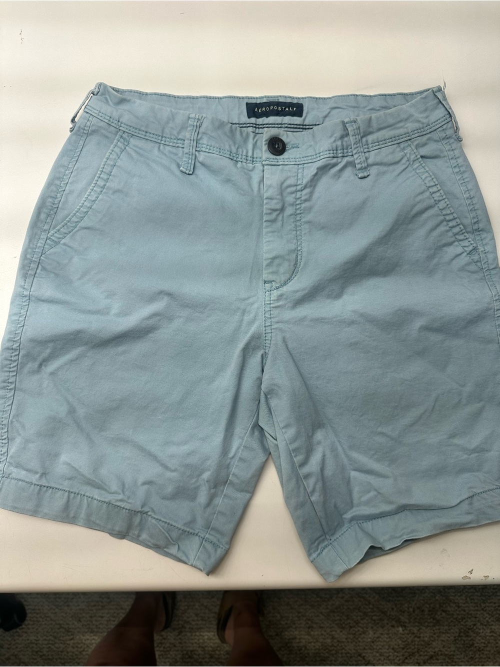 Aeropostale Men's Pale Blue Flat Front Cotton Shorts Size 29